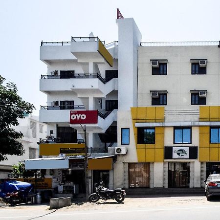 Collection O Royal Icon Hotel Udaipur Ngoại thất bức ảnh