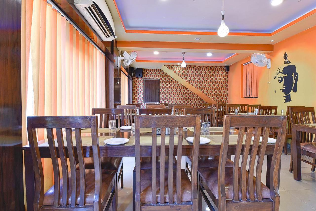 Collection O Royal Icon Hotel Udaipur Ngoại thất bức ảnh