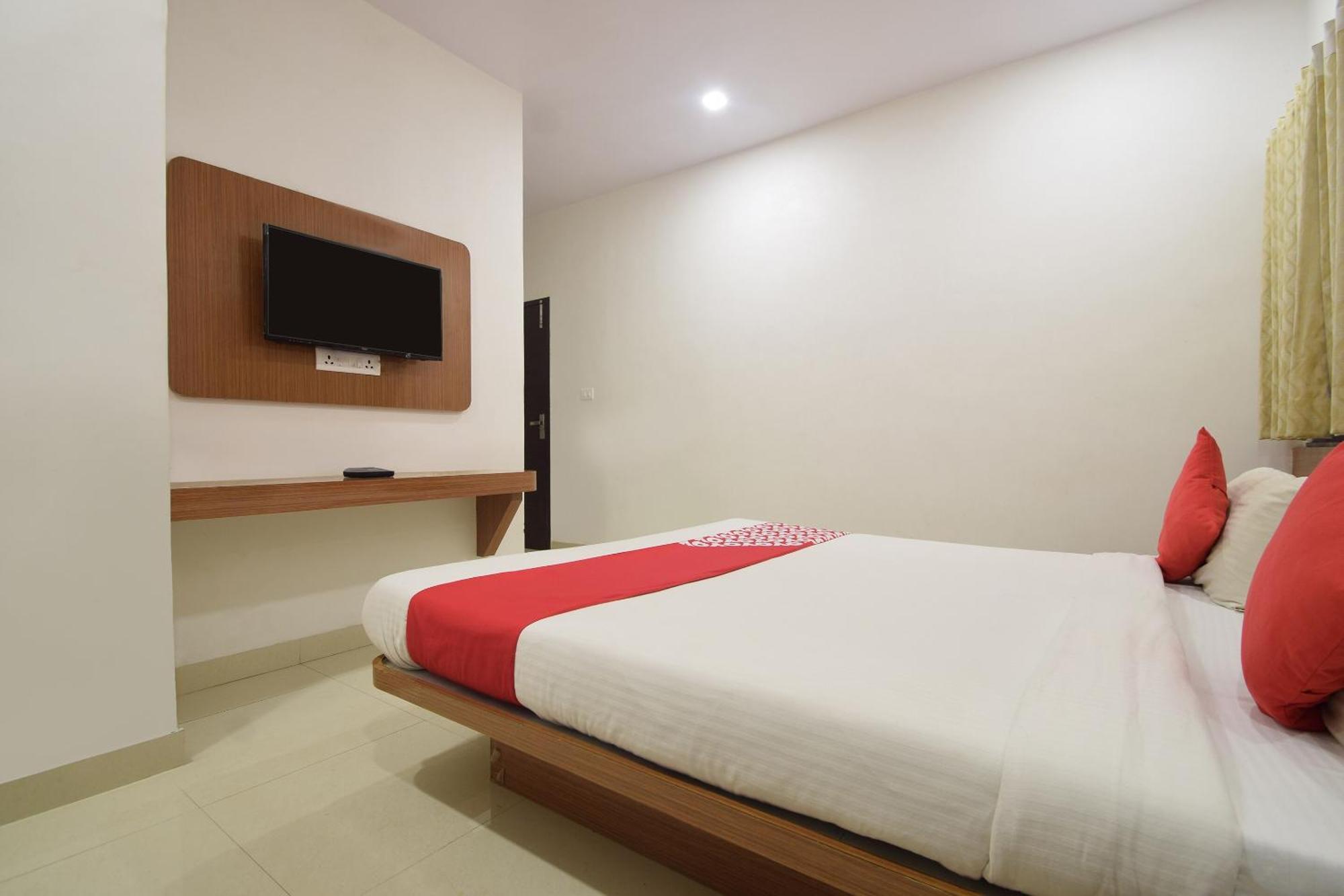 Collection O Royal Icon Hotel Udaipur Ngoại thất bức ảnh
