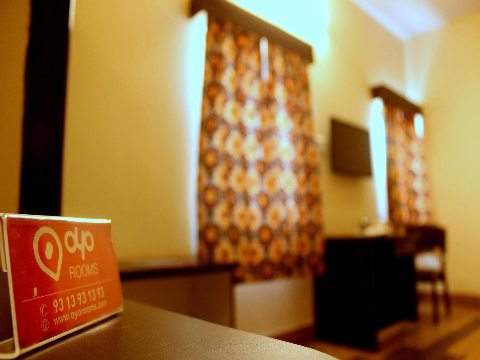 Collection O Royal Icon Hotel Udaipur Ngoại thất bức ảnh